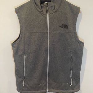 The North Face men’s polyester vest - gray heather